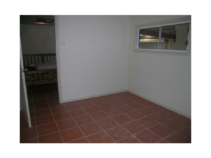 Unit 13/15 Corporate Place, Hillcrest QLD 4118