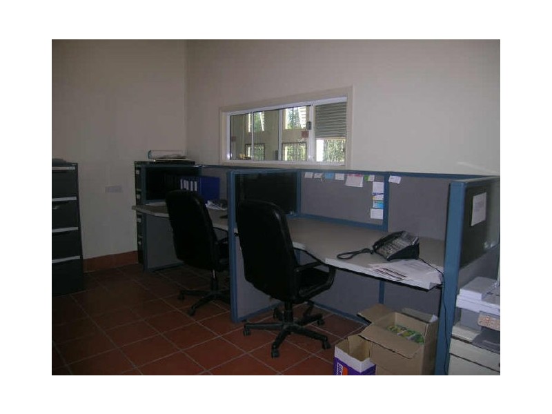 Unit 13/15 Corporate Place, Hillcrest QLD 4118