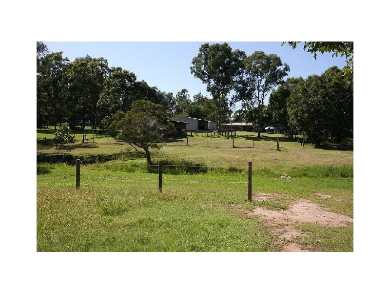 77 Meadow Road, Logan Reserve QLD 4133