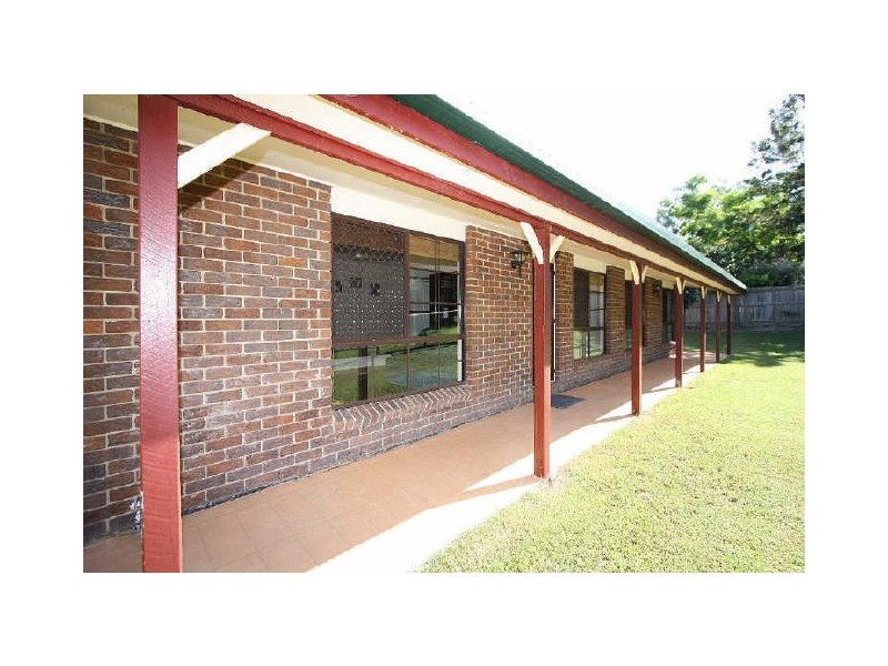 77 Meadow Road, Logan Reserve QLD 4133