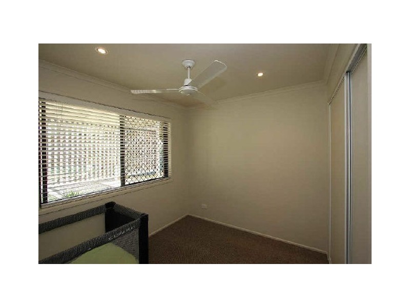 77 Meadow Road, Logan Reserve QLD 4133