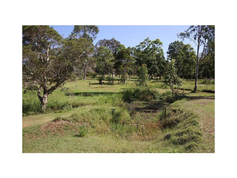 77 Meadow Road, Logan Reserve QLD 4133