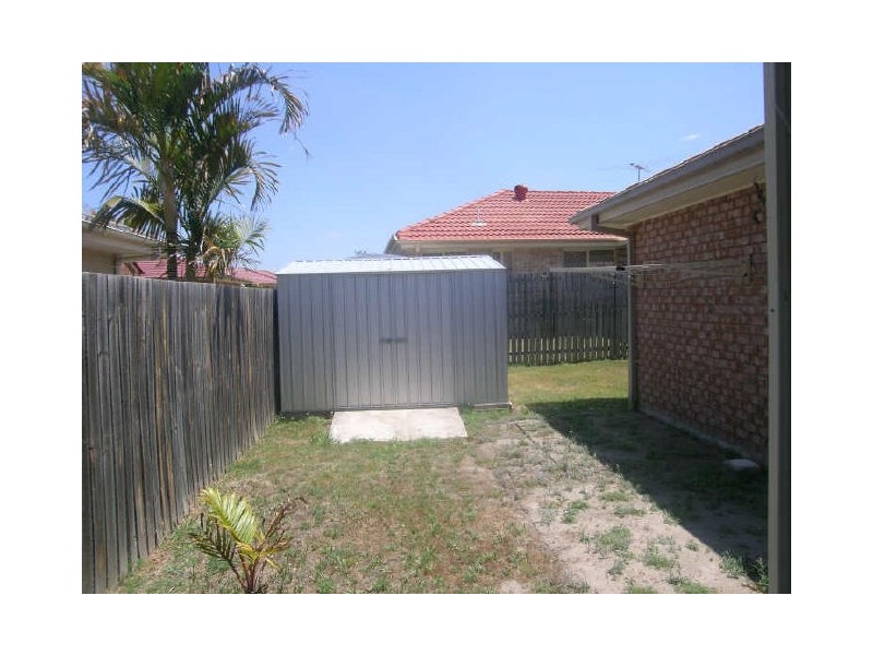 15 Billabong Drive, Crestmead QLD 4132