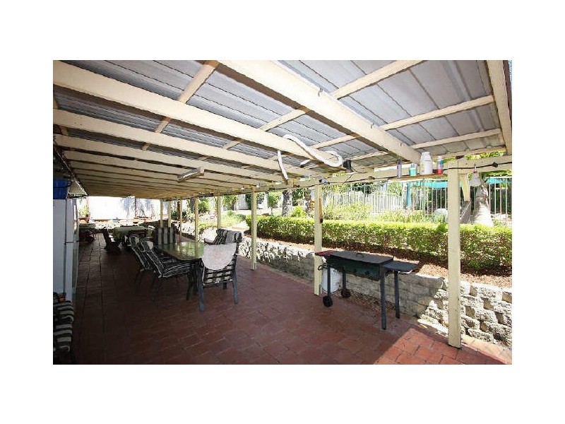 19 Owens Crescent, Regents Park QLD 4118