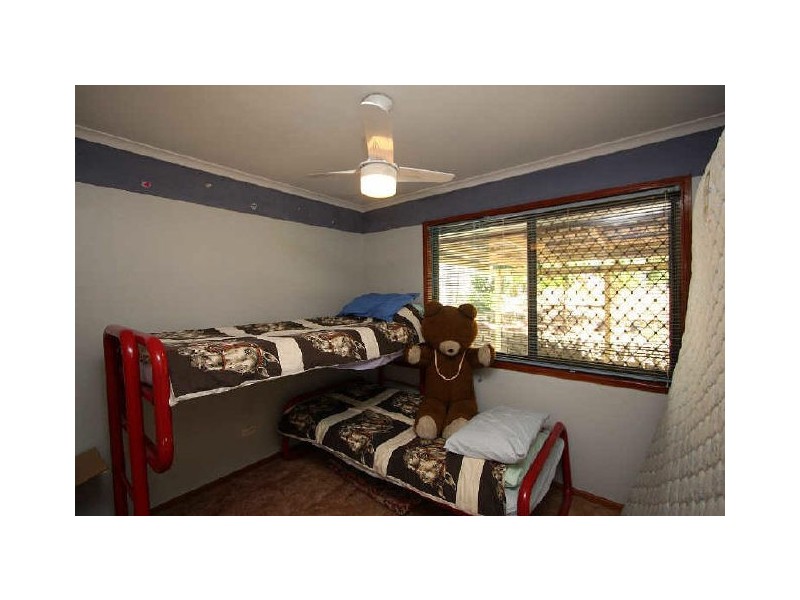 19 Owens Crescent, Regents Park QLD 4118