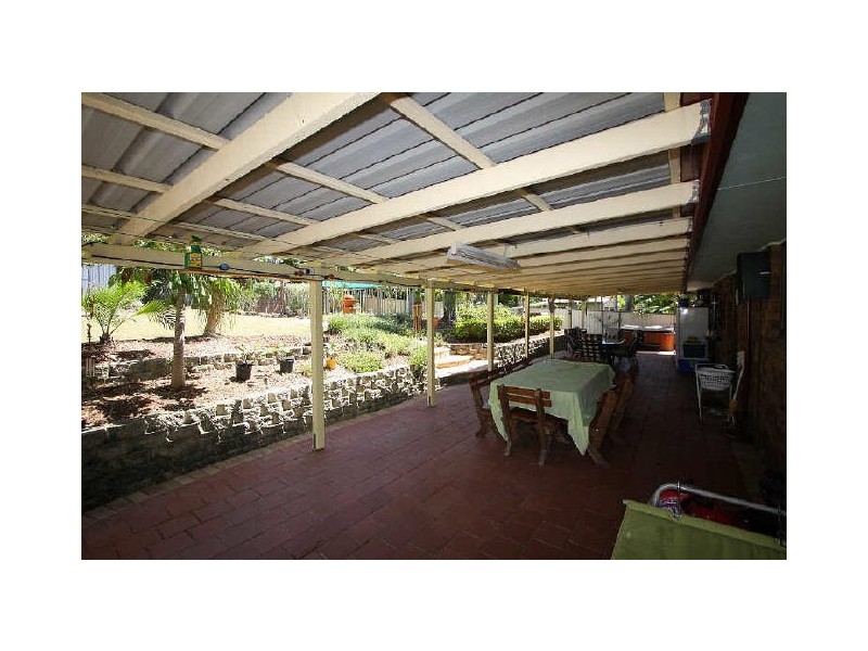 19 Owens Crescent, Regents Park QLD 4118