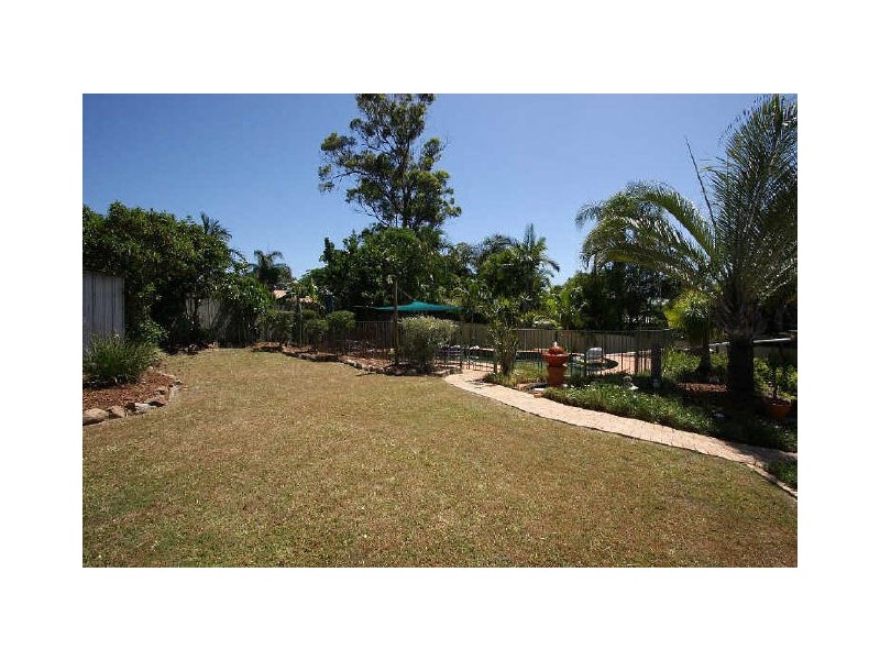 19 Owens Crescent, Regents Park QLD 4118