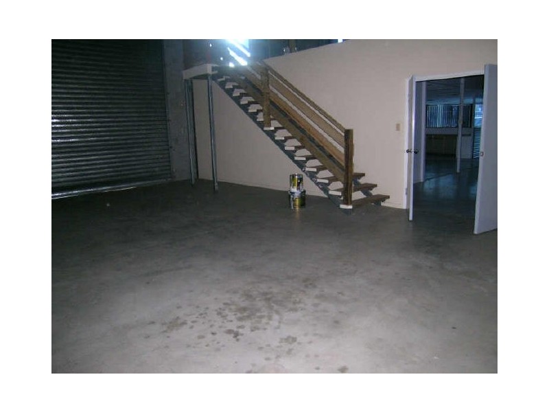 Unit 2/2-24 Tradelink Drive, Hillcrest QLD 4118