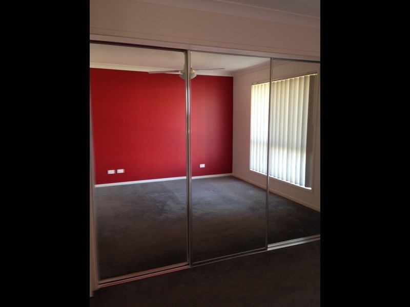 4 Coolum Court, Regents Park QLD 4118