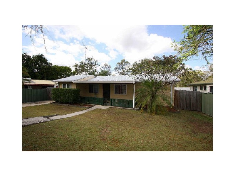 30 Strathallen Drive, Boronia Heights QLD 4124