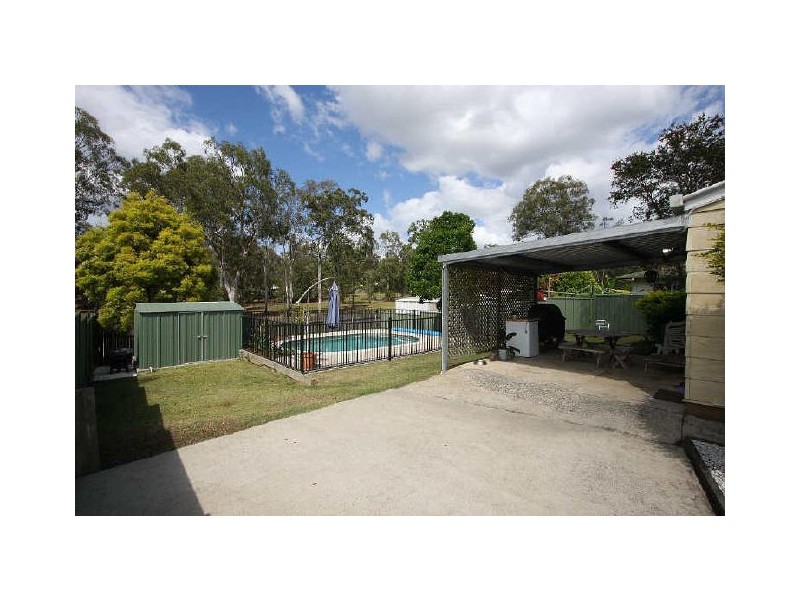30 Strathallen Drive, Boronia Heights QLD 4124