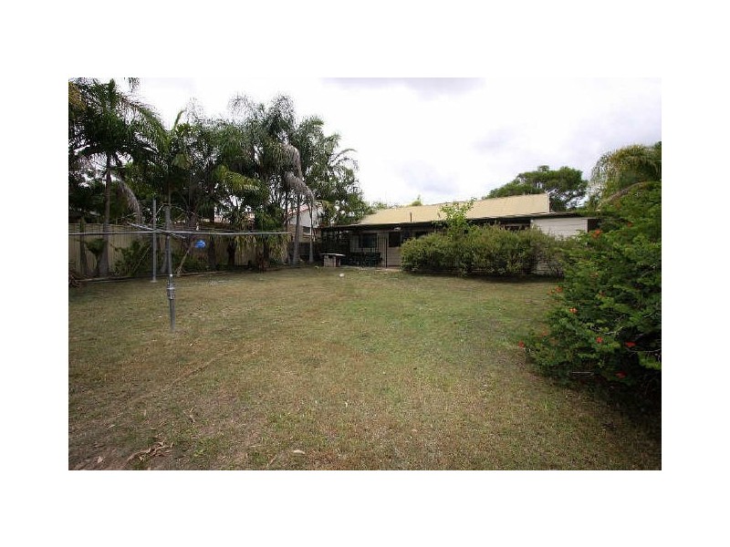 32 Estramina Road, Regents Park QLD 4118