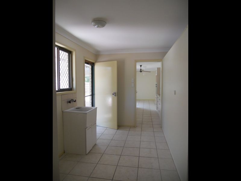 8 Macauley Drive, Boronia Heights QLD 4124