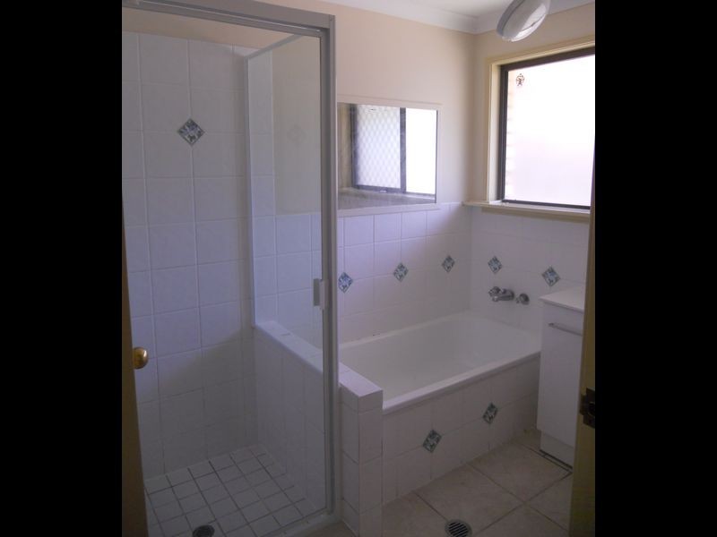 8 Macauley Drive, Boronia Heights QLD 4124