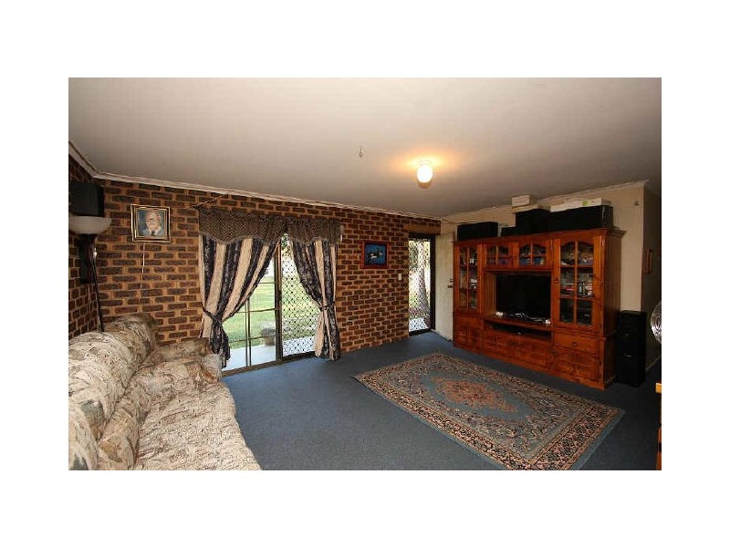 36 Bywater Street, Hillcrest QLD 4118