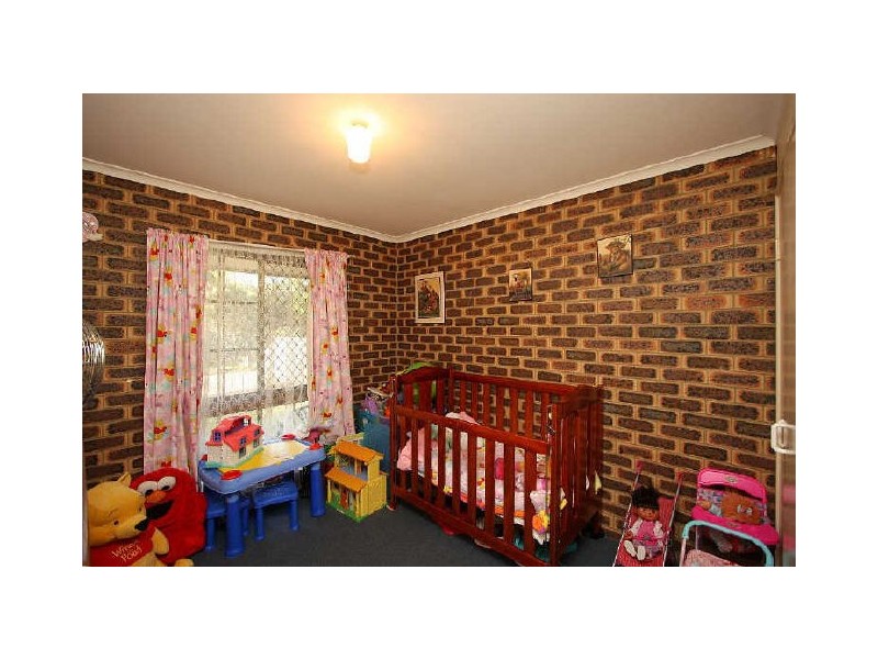 36 Bywater Street, Hillcrest QLD 4118