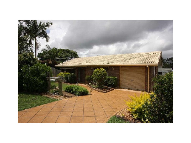 7 Weldon Court, Hillcrest QLD 4118