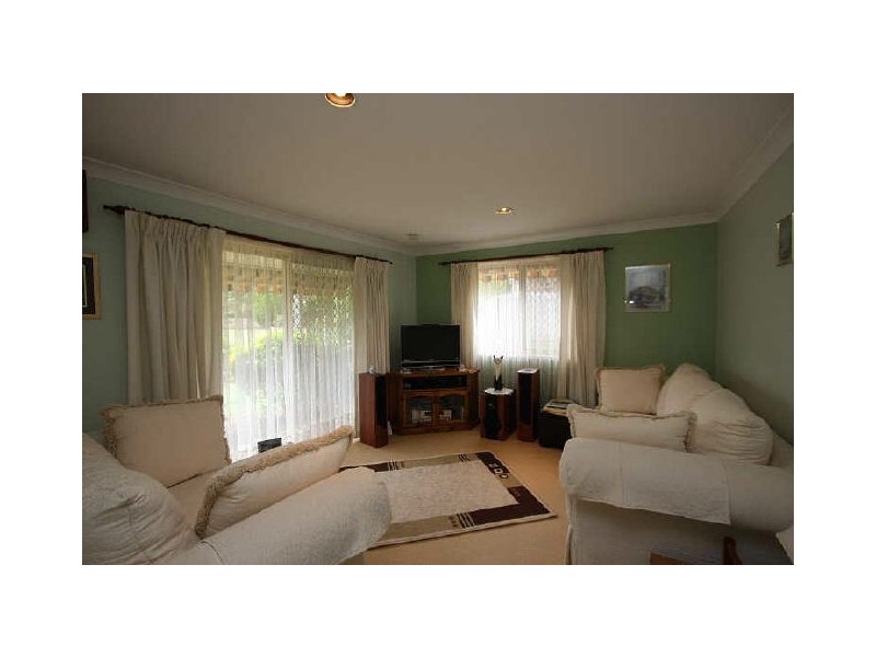 7 Weldon Court, Hillcrest QLD 4118