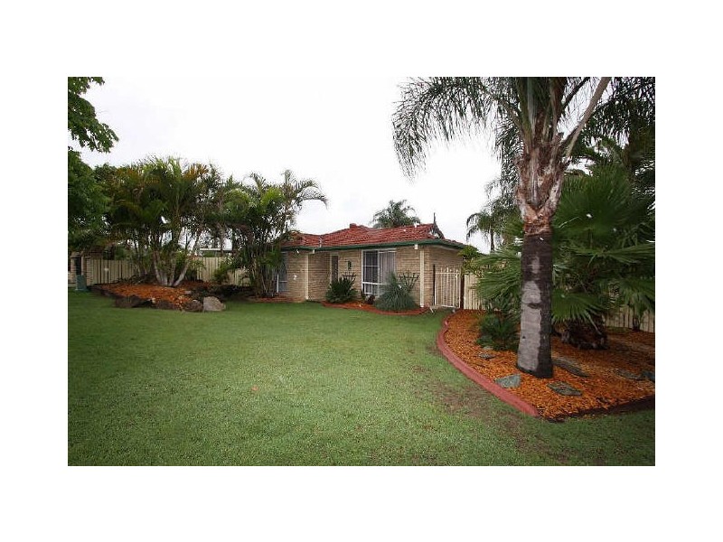 2 Dawson Place, Hillcrest QLD 4118