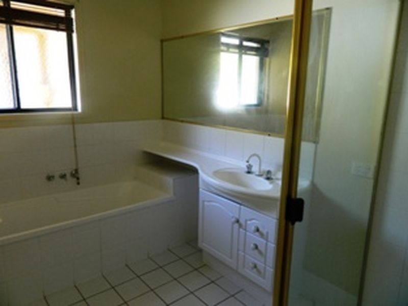 33 – 37 Platypus Drive, Greenbank QLD 4124