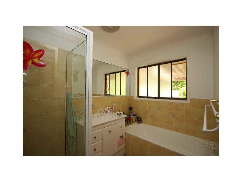 5 Blue-Gum Drive, Marsden QLD 4132