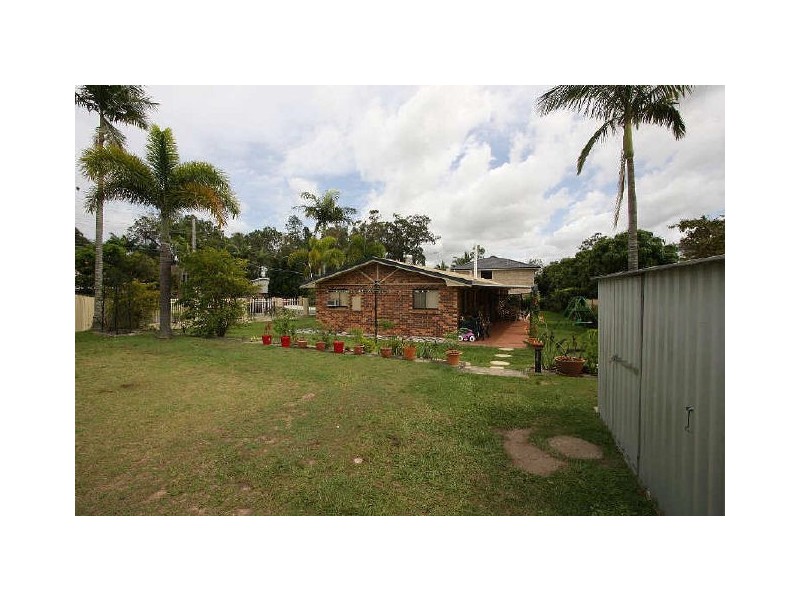 5 Blue-Gum Drive, Marsden QLD 4132