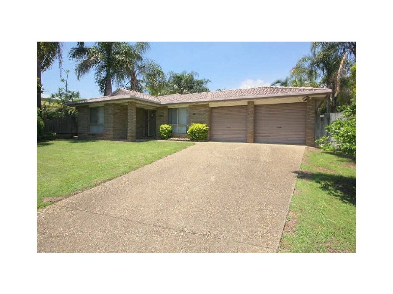 16 Federation Drive, Hillcrest QLD 4118