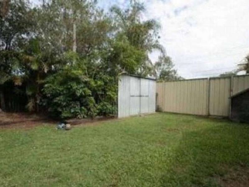 40 Bennett Drive, Regents Park QLD 4118