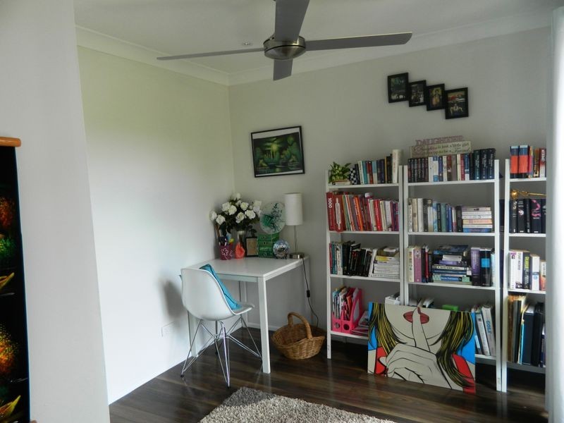 7 Twilight Court, Regents Park QLD 4118