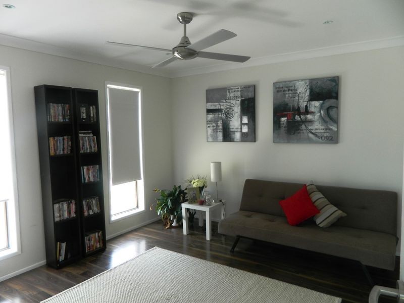 7 Twilight Court, Regents Park QLD 4118