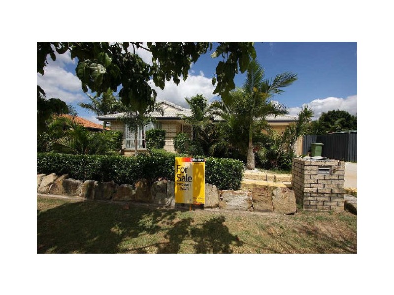 5 Gilbert Court, Hillcrest QLD 4118