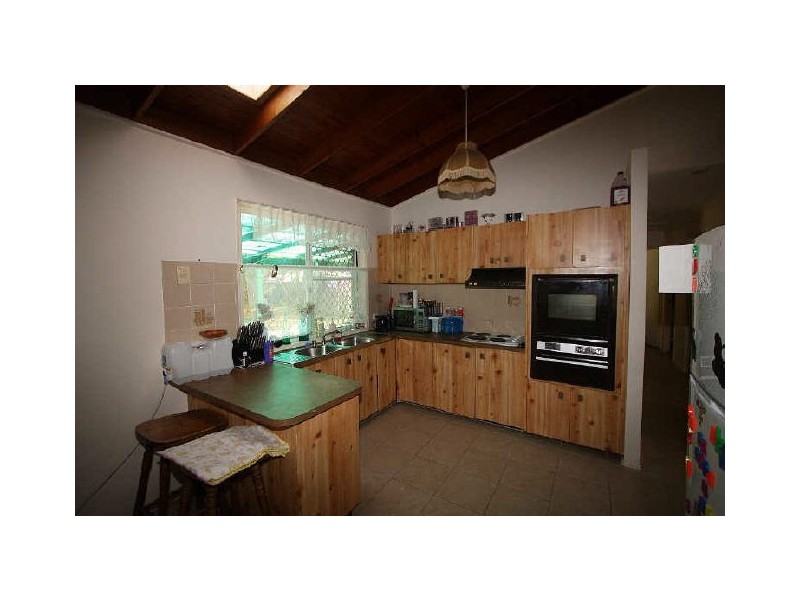 10 Coachwood Street, Crestmead QLD 4132
