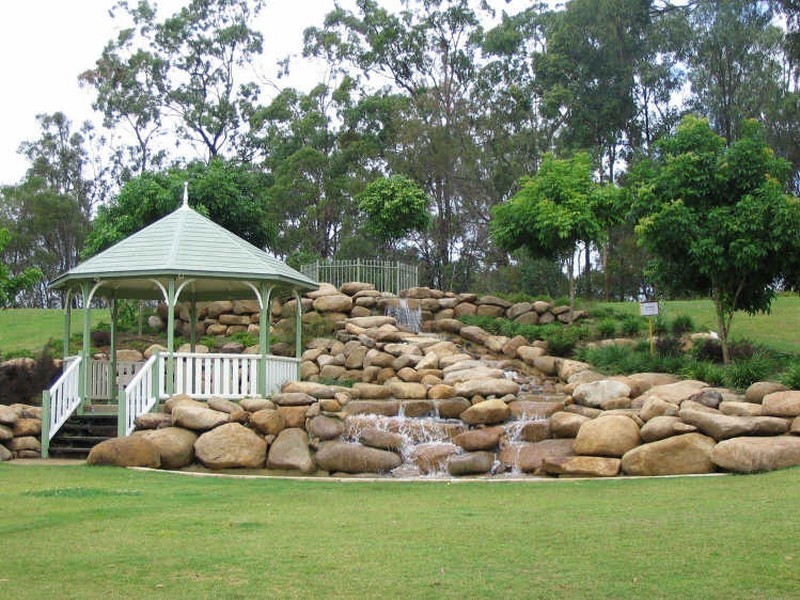 3 Primula Drive, Regents Park QLD 4118