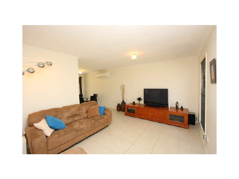 10 Salix Court, Crestmead QLD 4132