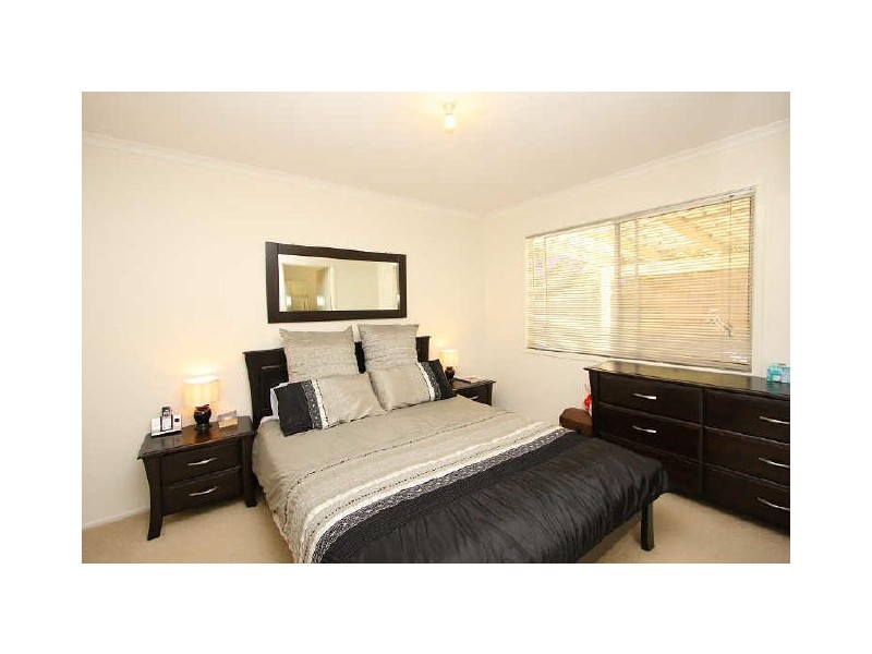 10 Salix Court, Crestmead QLD 4132