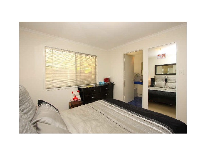 10 Salix Court, Crestmead QLD 4132