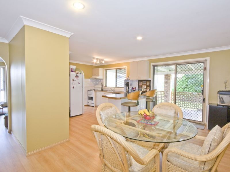 6 Hendon Court, Boronia Heights QLD 4124