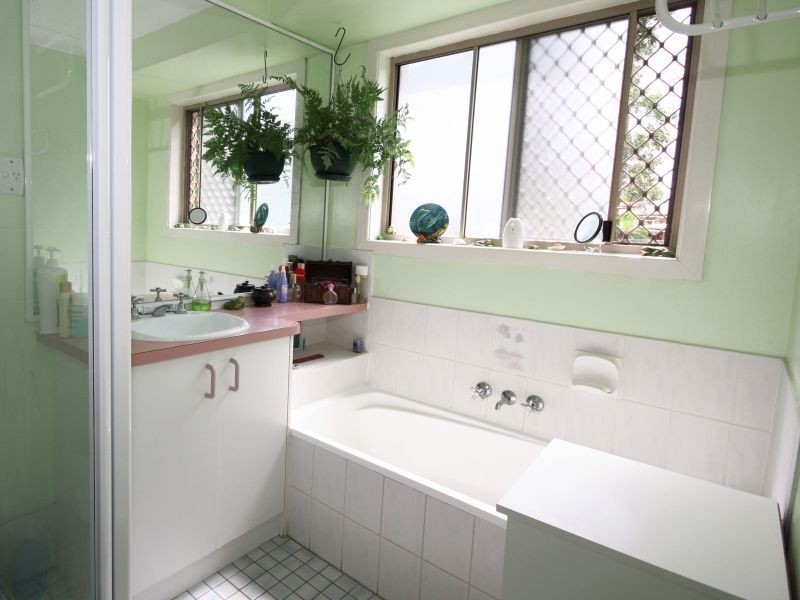 6 Hendon Court, Boronia Heights QLD 4124