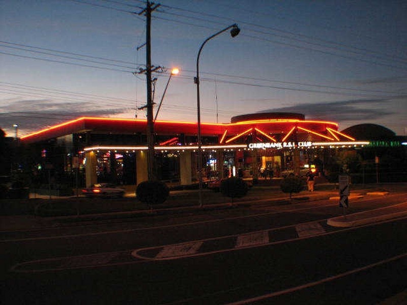 2 Primula Drive, Regents Park QLD 4118