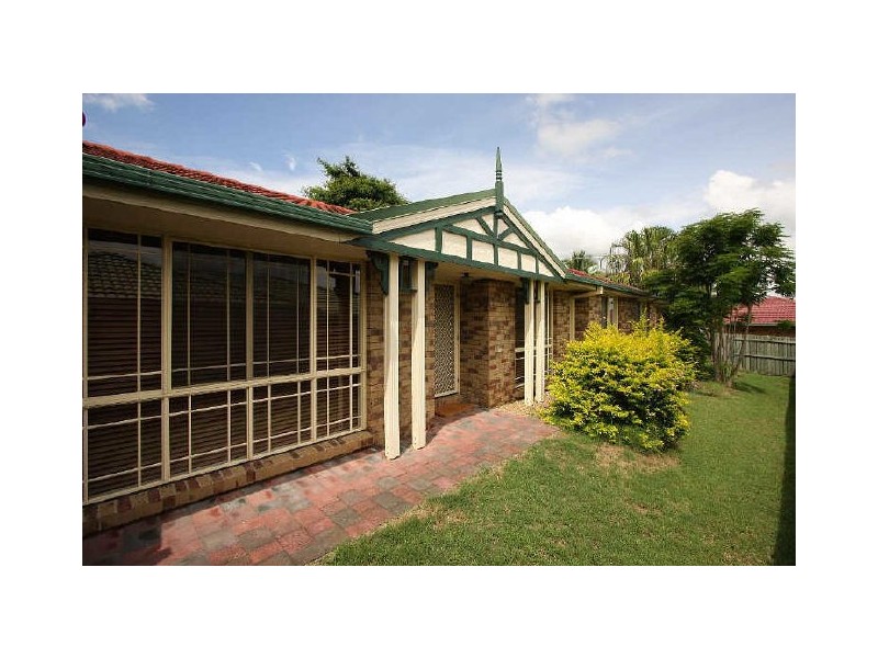 9 Talty Rise, Regents Park QLD 4118