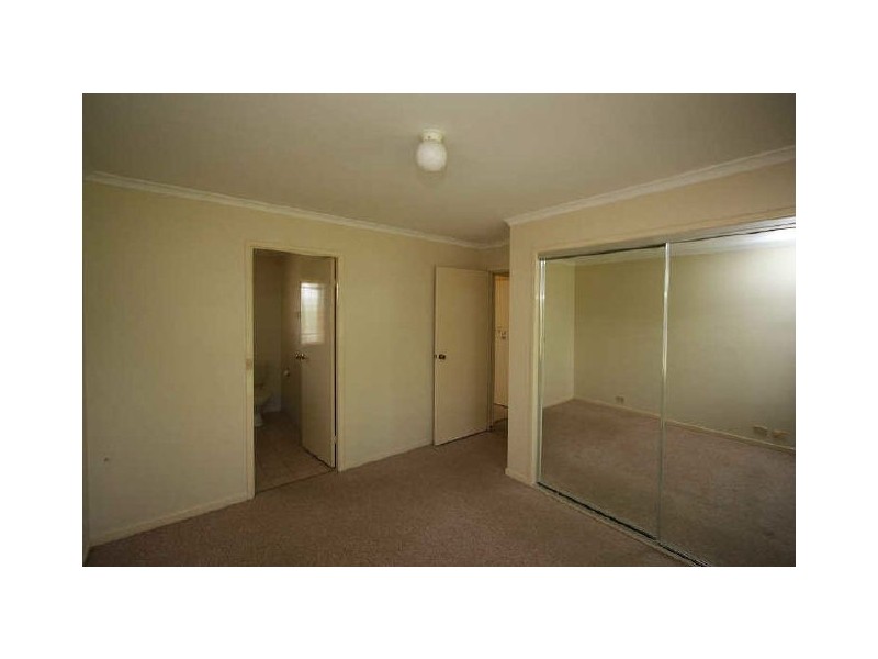 9 Talty Rise, Regents Park QLD 4118