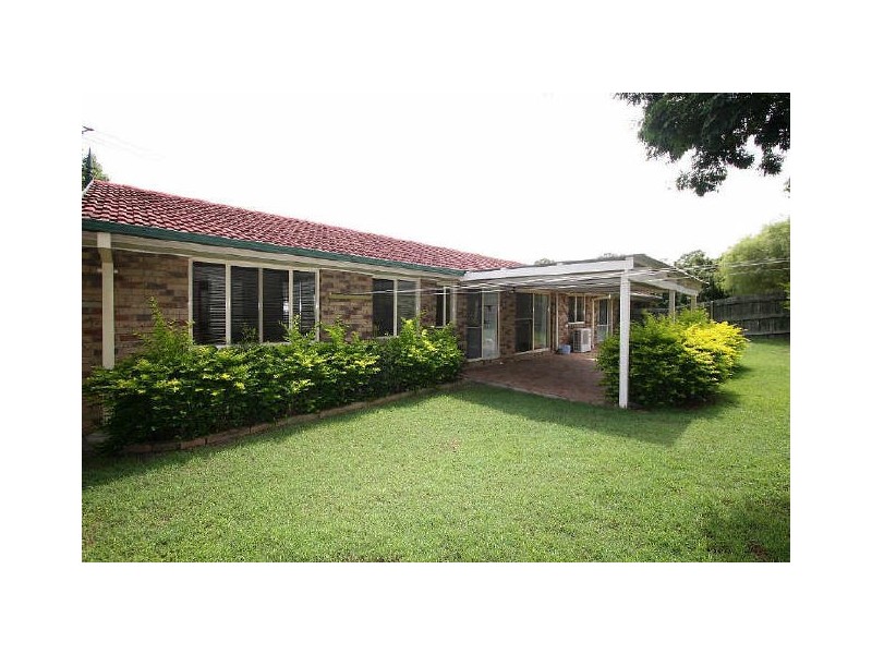 9 Talty Rise, Regents Park QLD 4118