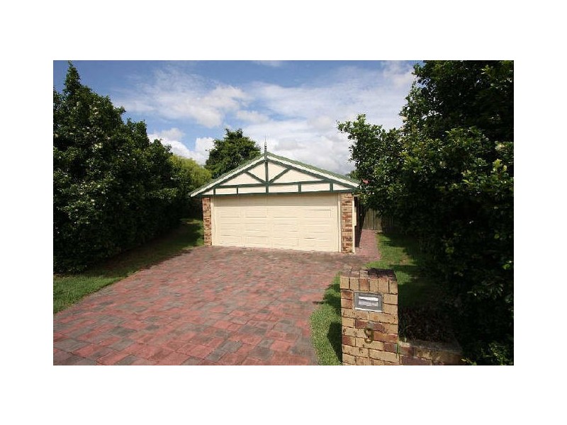 9 Talty Rise, Regents Park QLD 4118