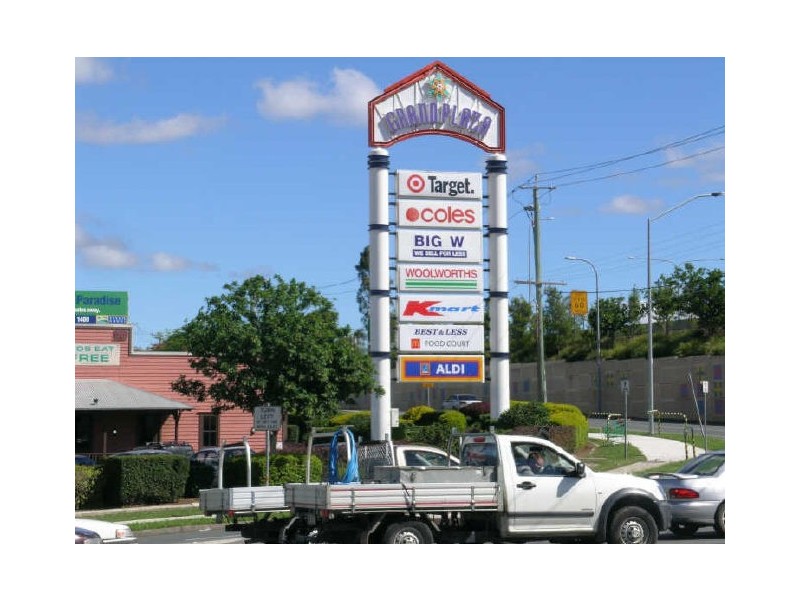 4 Frangipani Place, Regents Park QLD 4118