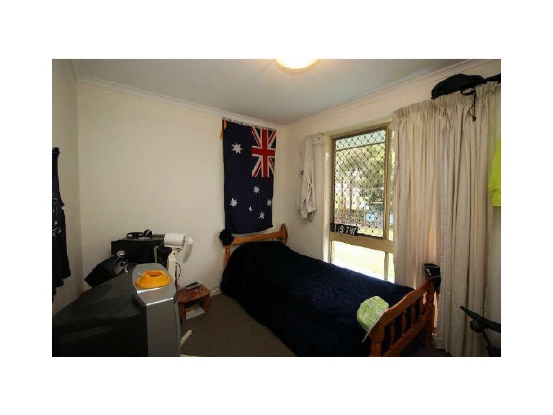 3 Parkroyal Crescent, Regents Park QLD 4118