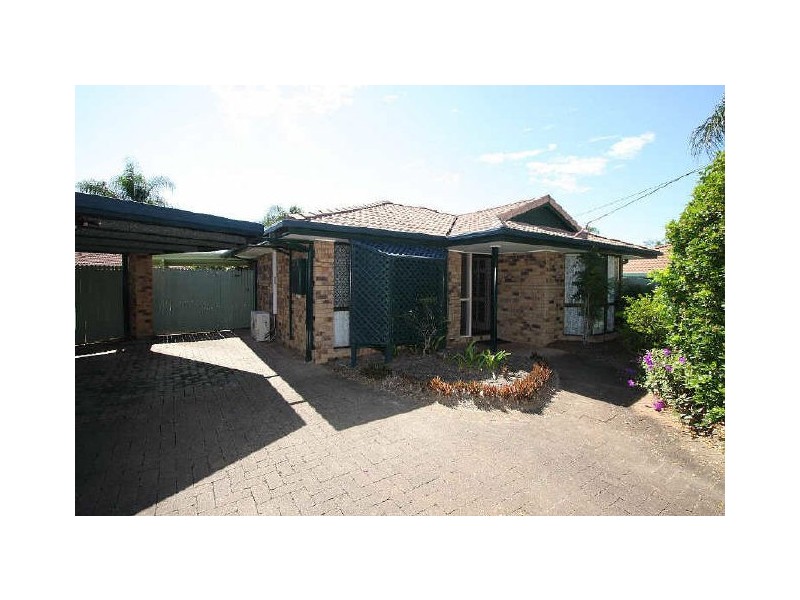 5 Cydonia Court, Regents Park QLD 4118