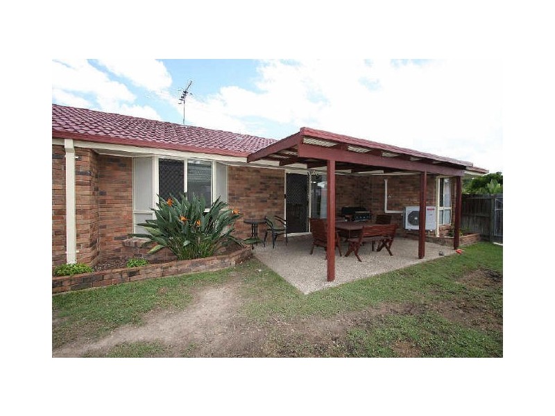 98 Regency Drive, Regents Park QLD 4118