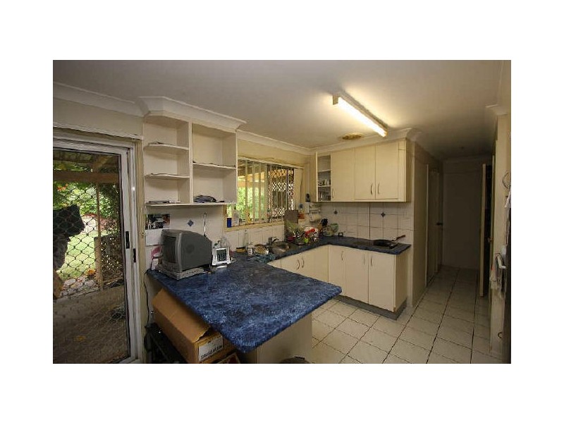 5 Cosway Street, Hillcrest QLD 4118