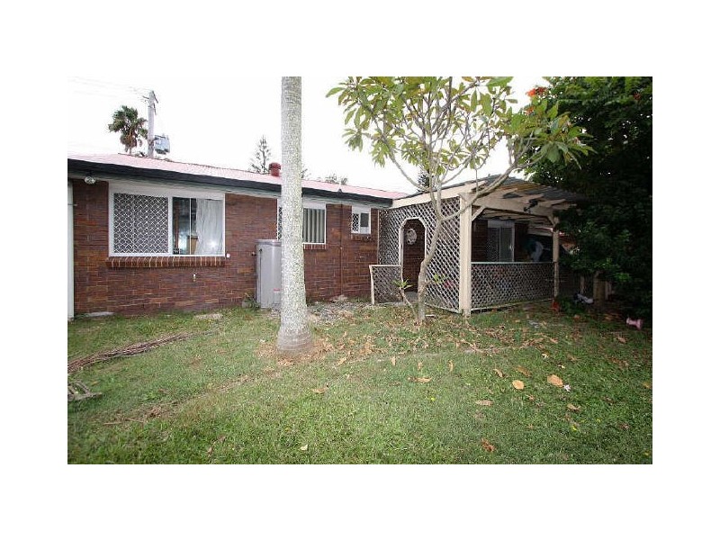 5 Cosway Street, Hillcrest QLD 4118