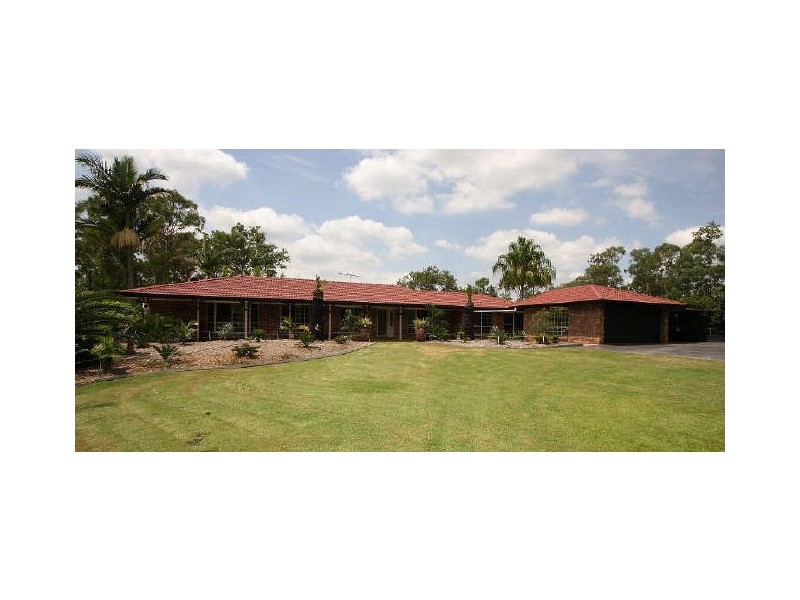 5 Cardwell Close, Munruben QLD 4125